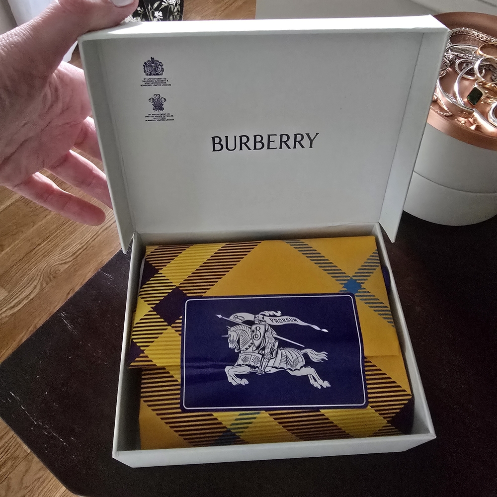 Burberry Black Men's Wallet - Picture 3 of 6